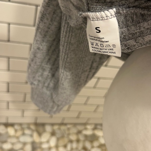 SHEIN Ribbed Gray Women's Sweater - Picture 2 of 3